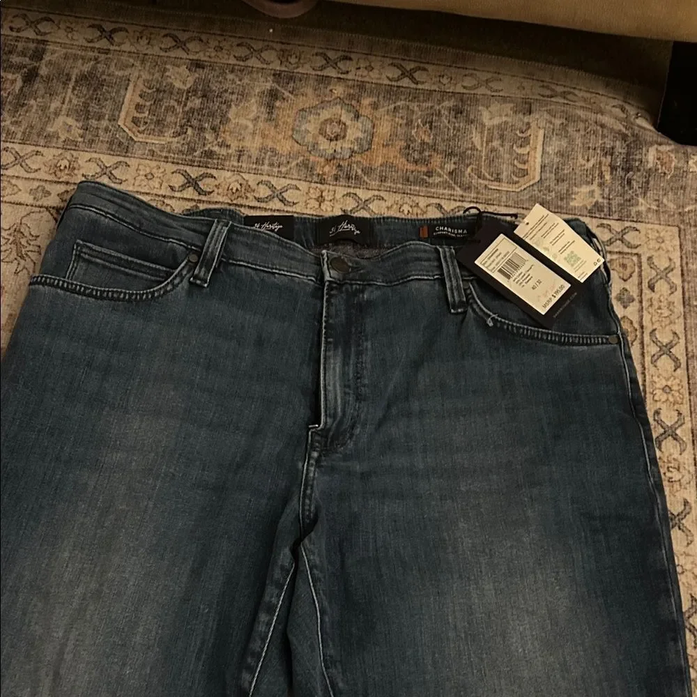 34 heritage Charisma Relaxed Straight in Mid Urban